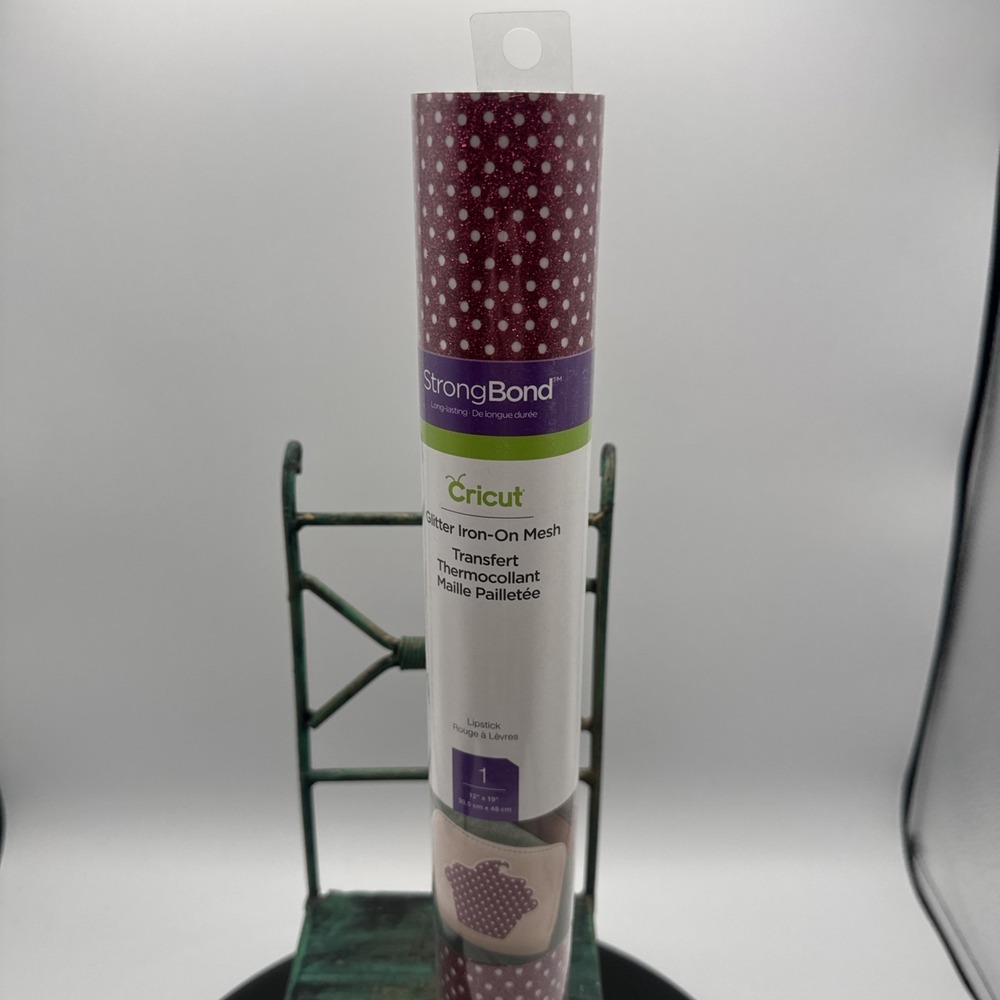 Cricut 2006130 Strong Bond Glitter Iron-On Mesh - Lipstick 12"X19" Sheet